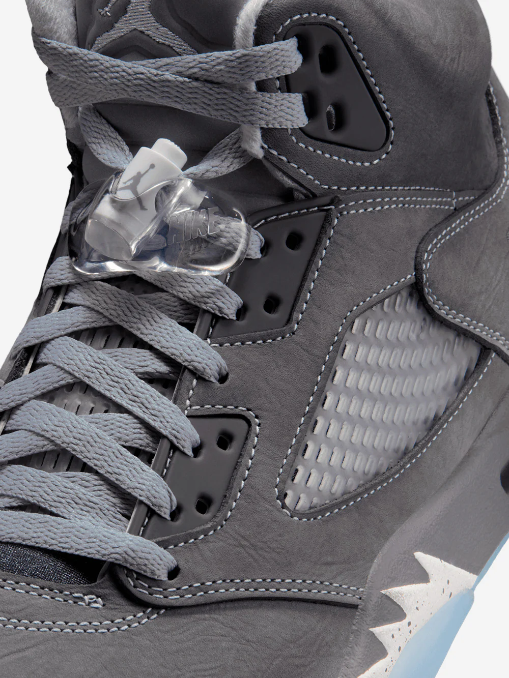 p26-jordan-dd0587-0022p