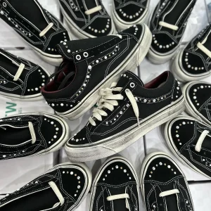 Vans_OTW_Old_Skool_36_Pearlized_Pack_Black_1