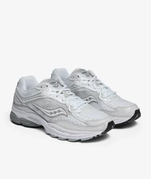 S71004-4_sivasdescalzo-Saucony-PROGRID_OMNI_9-1775052699-2