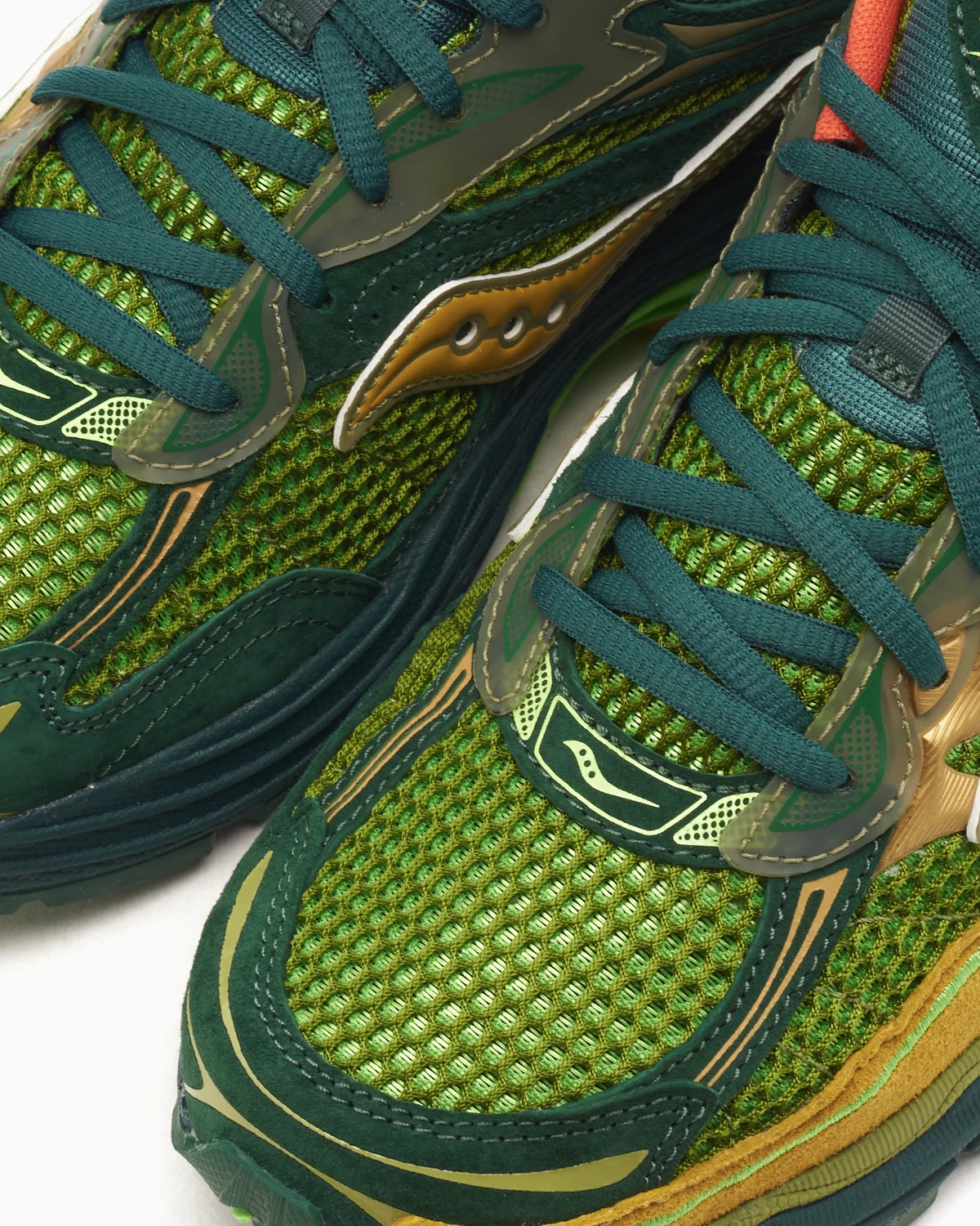sneakers-saucony-x-starcow-progrid-omni-9-s70869-1-6